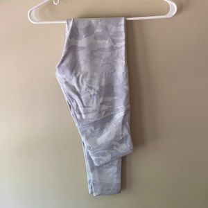 lululemon size 4 leggings